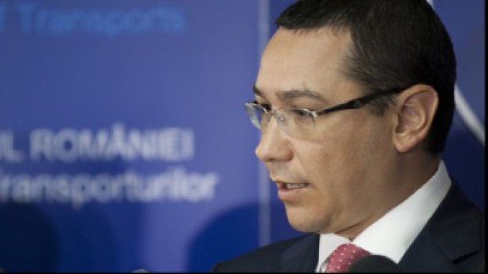 Victor Ponta, întâmpinat cu HUIDUIELI la Sibiu